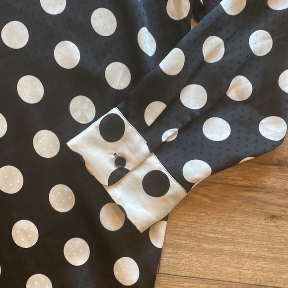 NWOT Chicos Silk Blouse - Picture 5 of 9